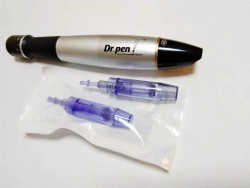 Mikro-Nadel Dermapen von Dr. Pen Dermapen von Dr. Pen inkl. 2x Einwegnadeln, akkubetr., Farbe Schwarz/Silber
